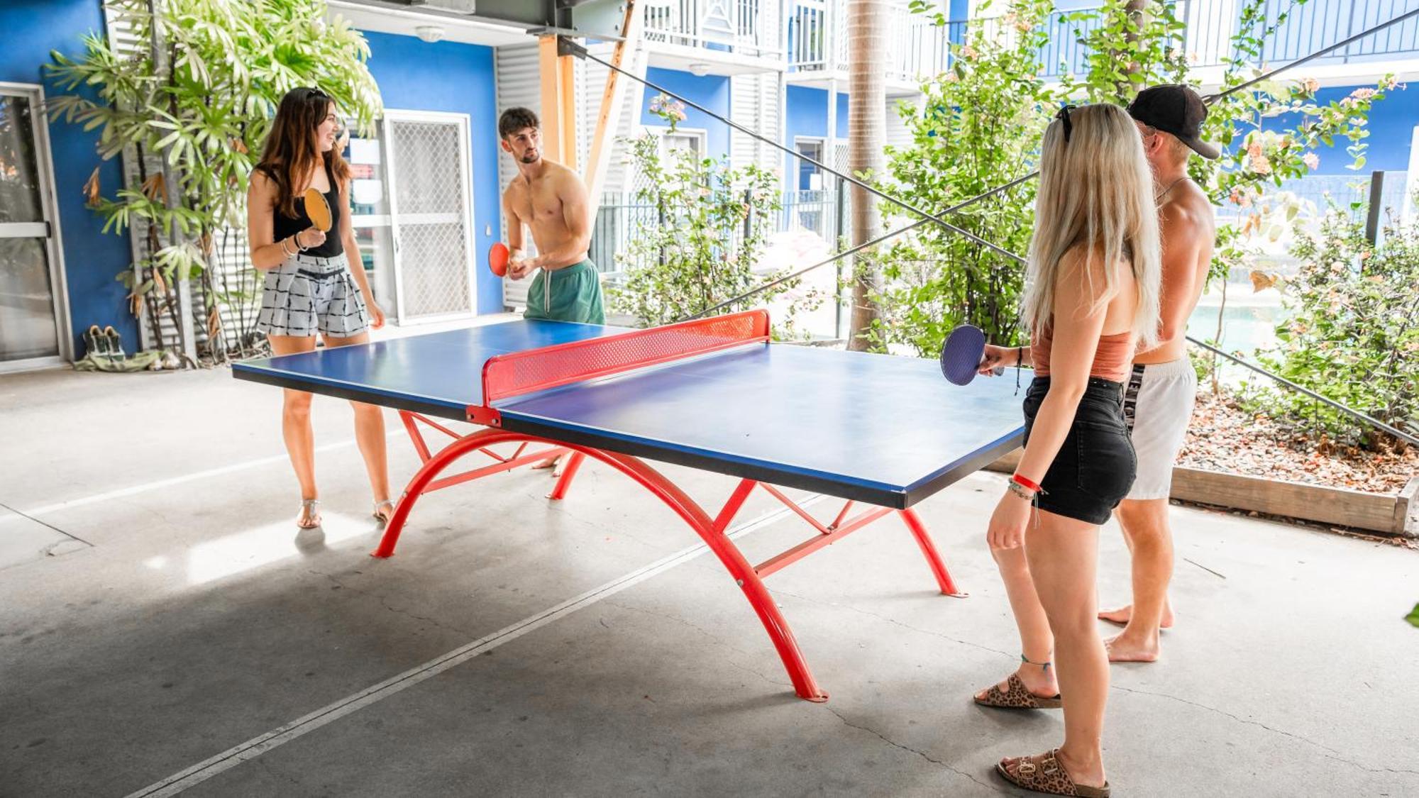 Mad Monkey Jungle Hostel Cairns Kültér fotó