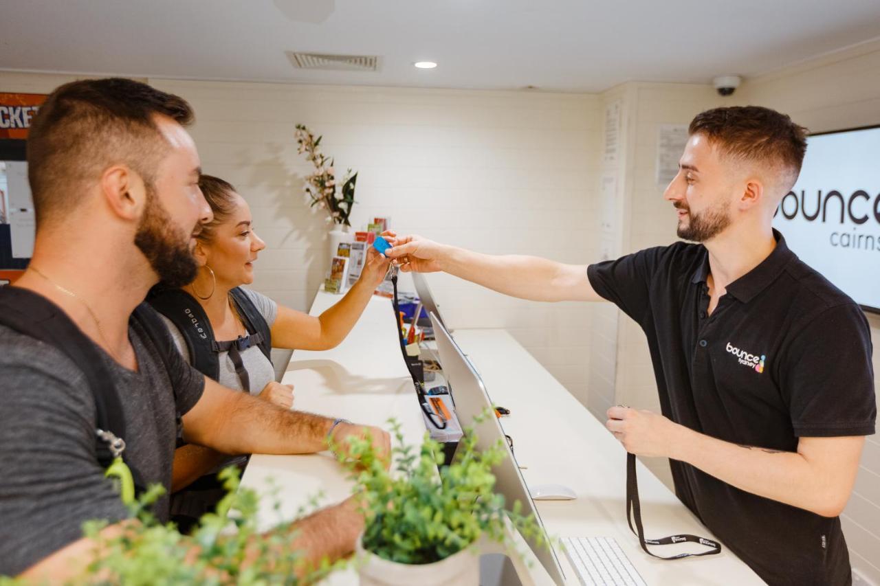 Mad Monkey Jungle Hostel Cairns Kültér fotó